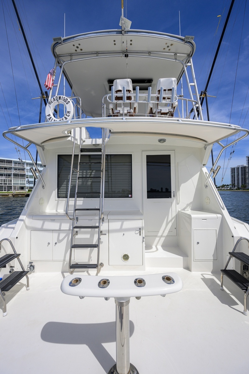 Hatteras 46 - Headwinds