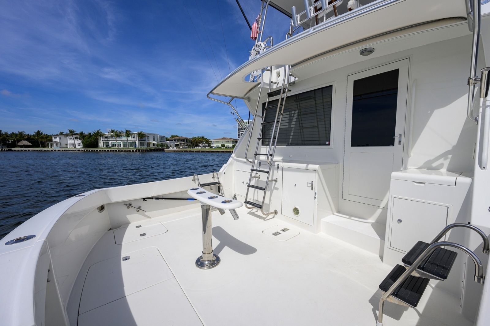 Hatteras 46 - Headwinds