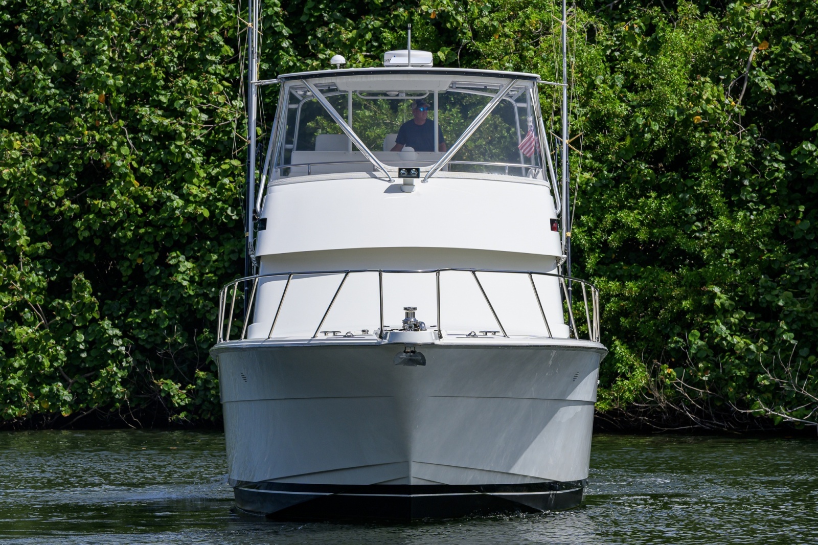 Hatteras 46 - Headwinds