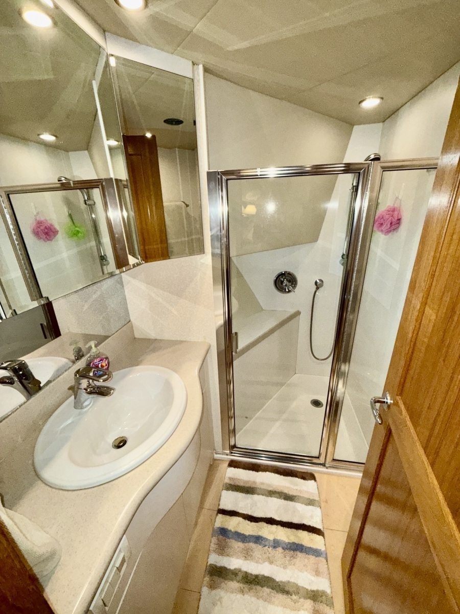 2001 Pacific Mariner 