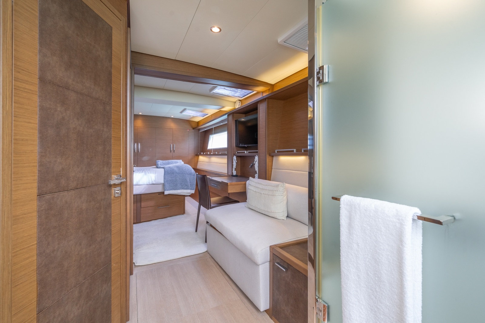 2018 Lagoon 630 Motor Yacht