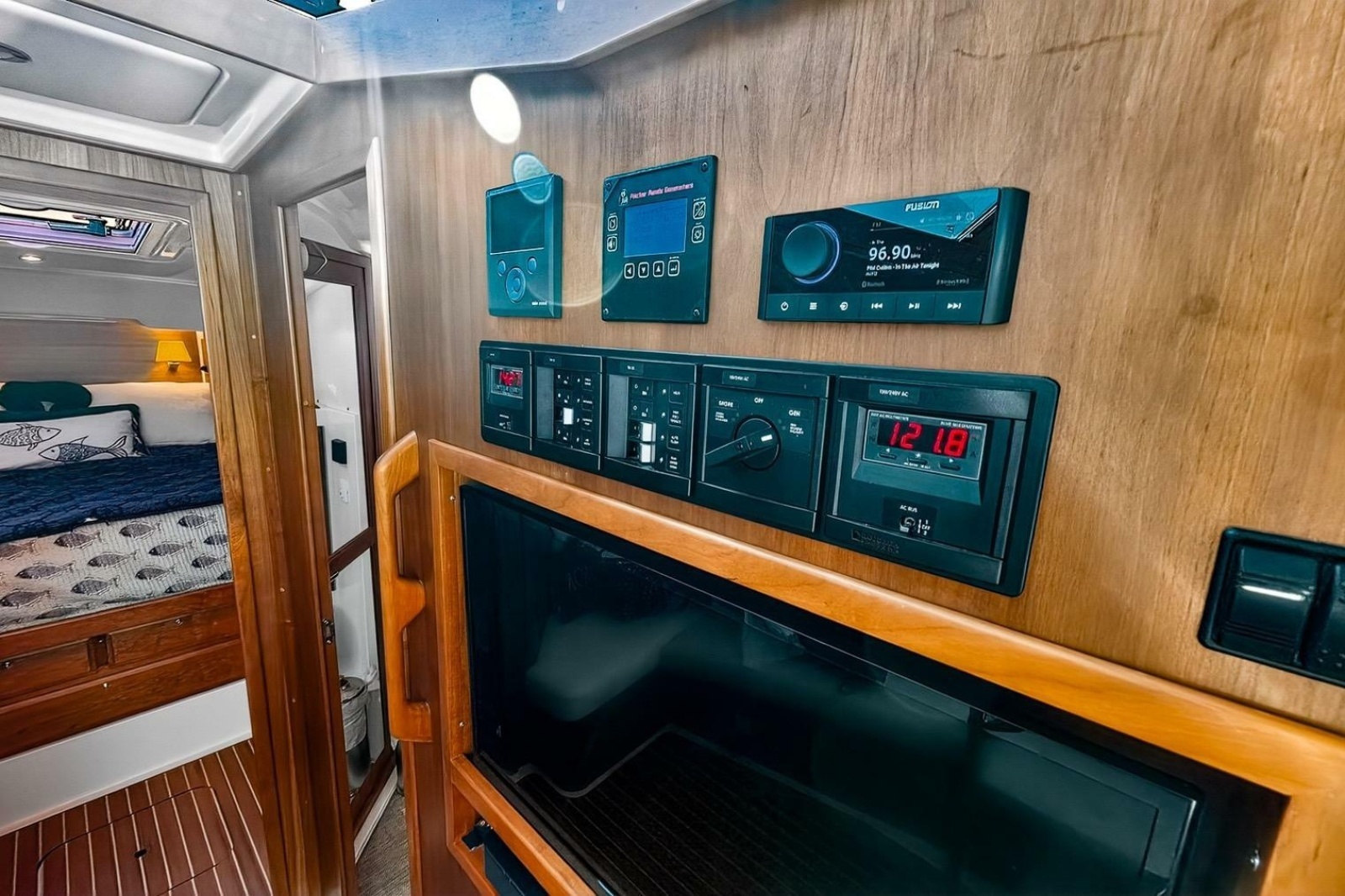 2024 Back Cove 390