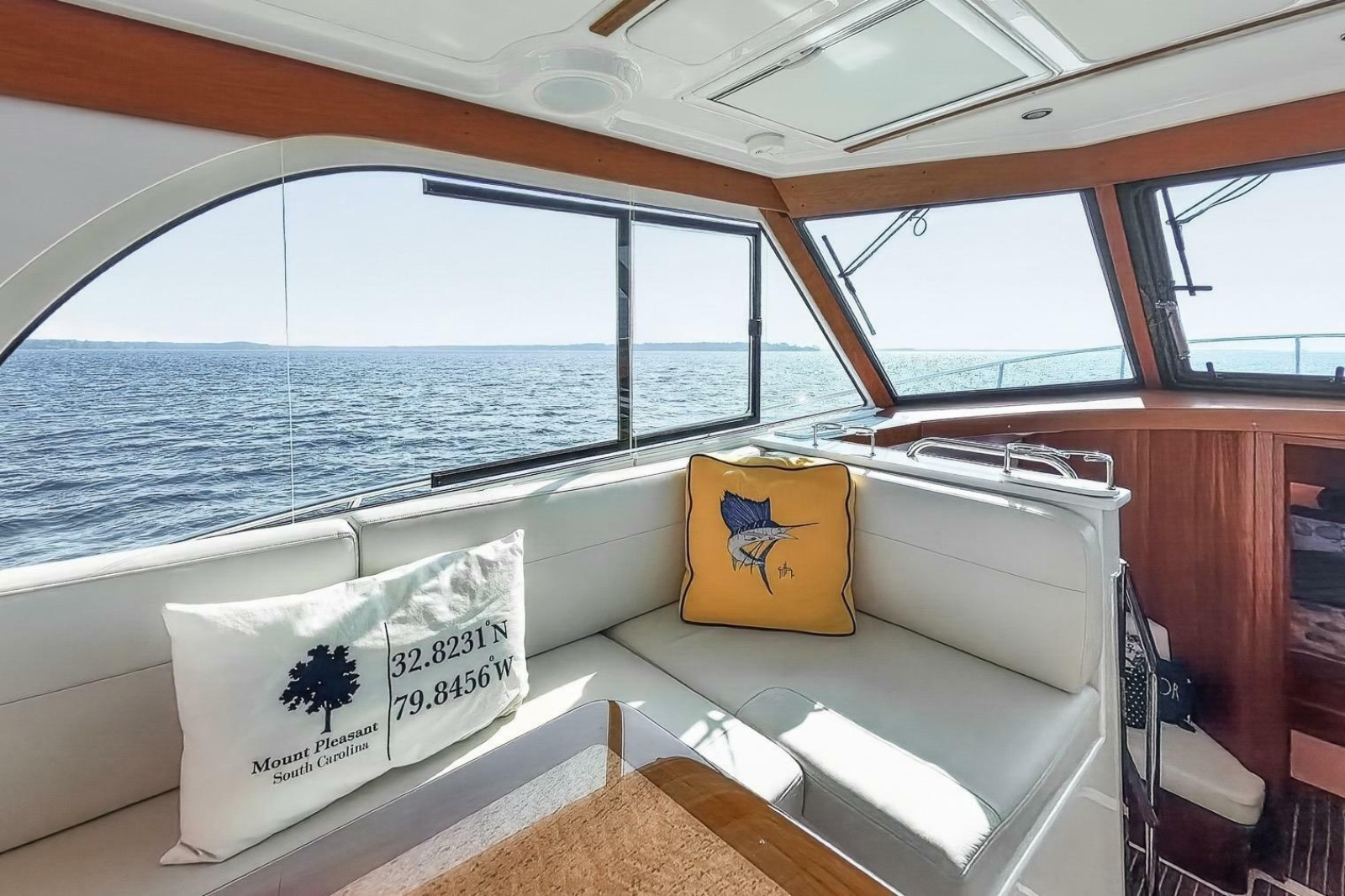 2024 Back Cove 390