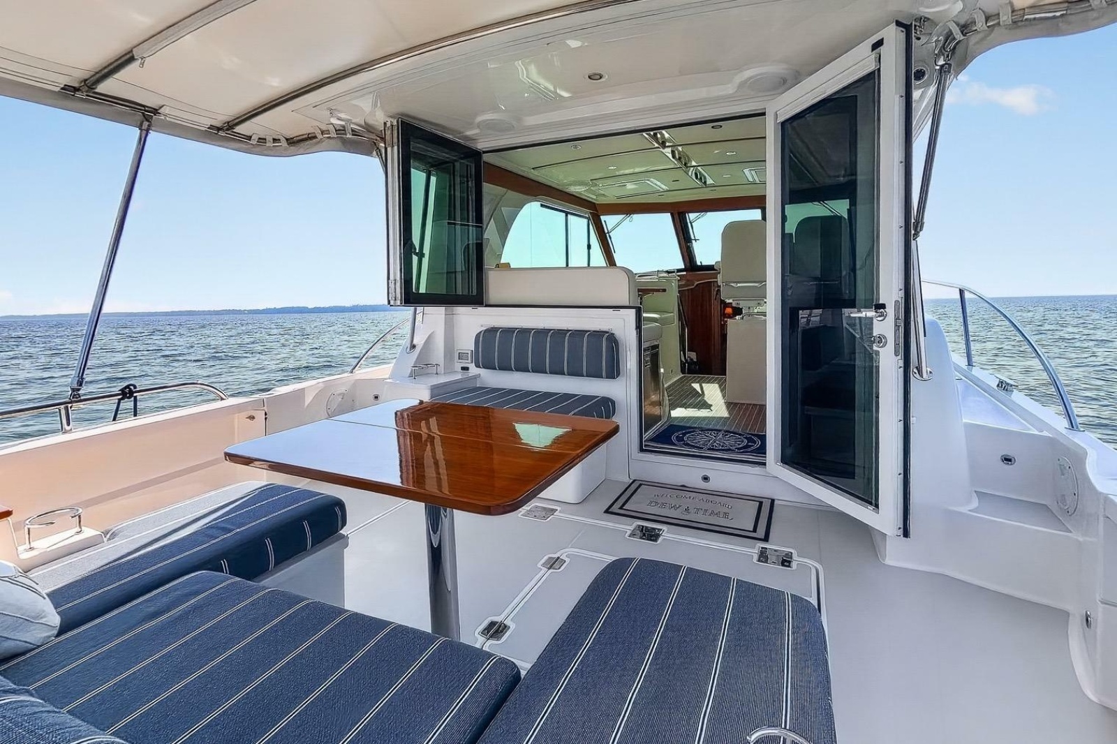 2024 Back Cove 390