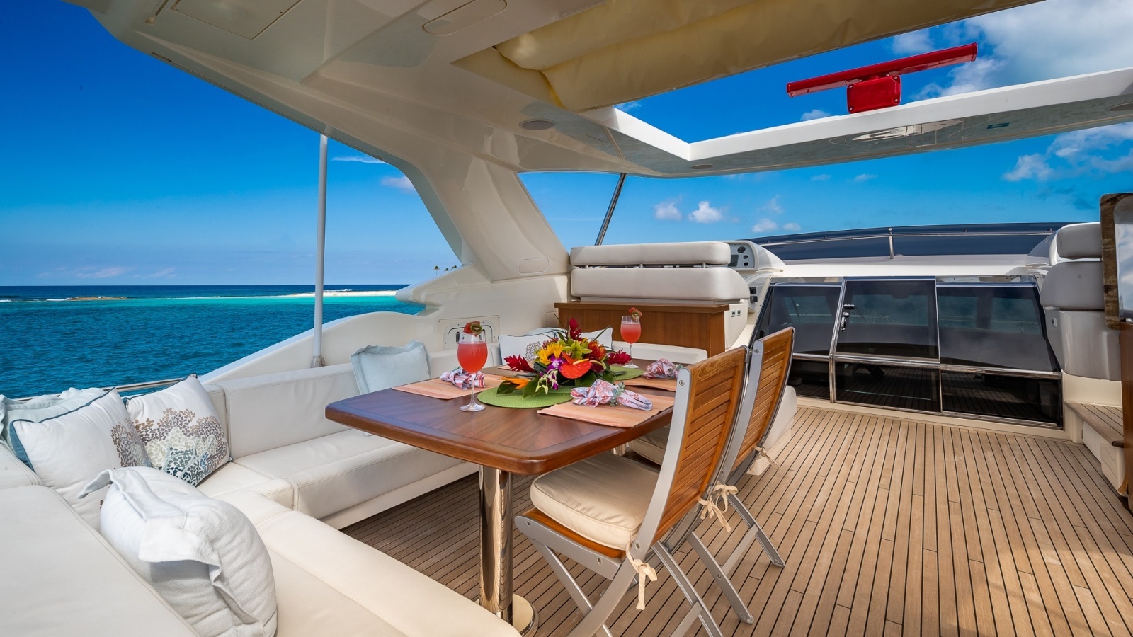 2012 Custom Line Raised Pilothouse