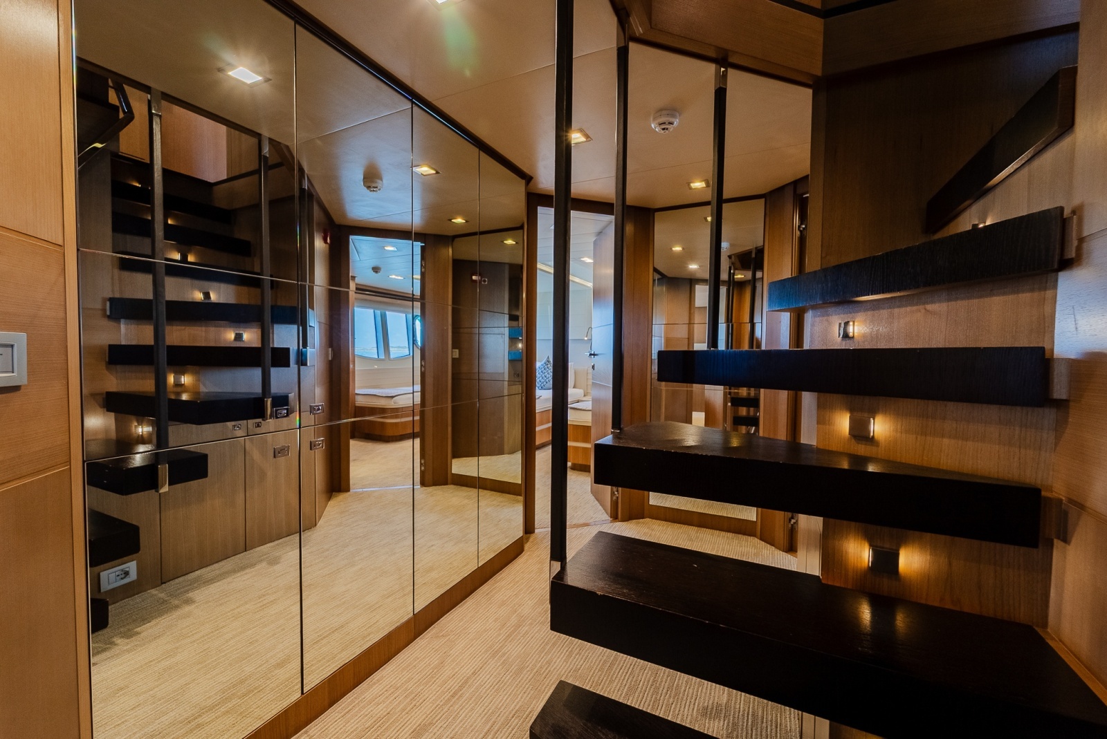 2012 Custom Line Raised Pilothouse