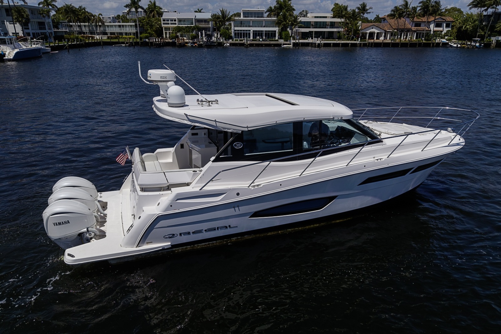 2025 Regal 38 XO