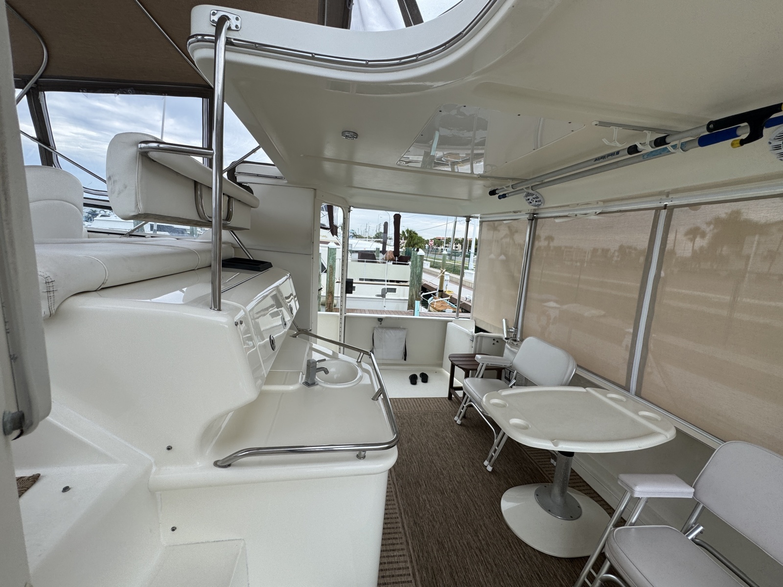 2001 Sea Ray 380 Aft Cabin