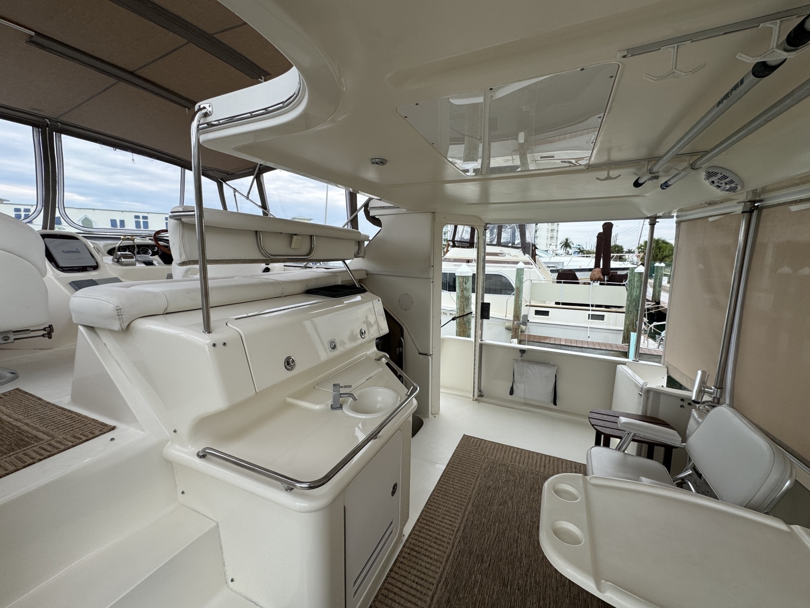 2001 Sea Ray 380 Aft Cabin