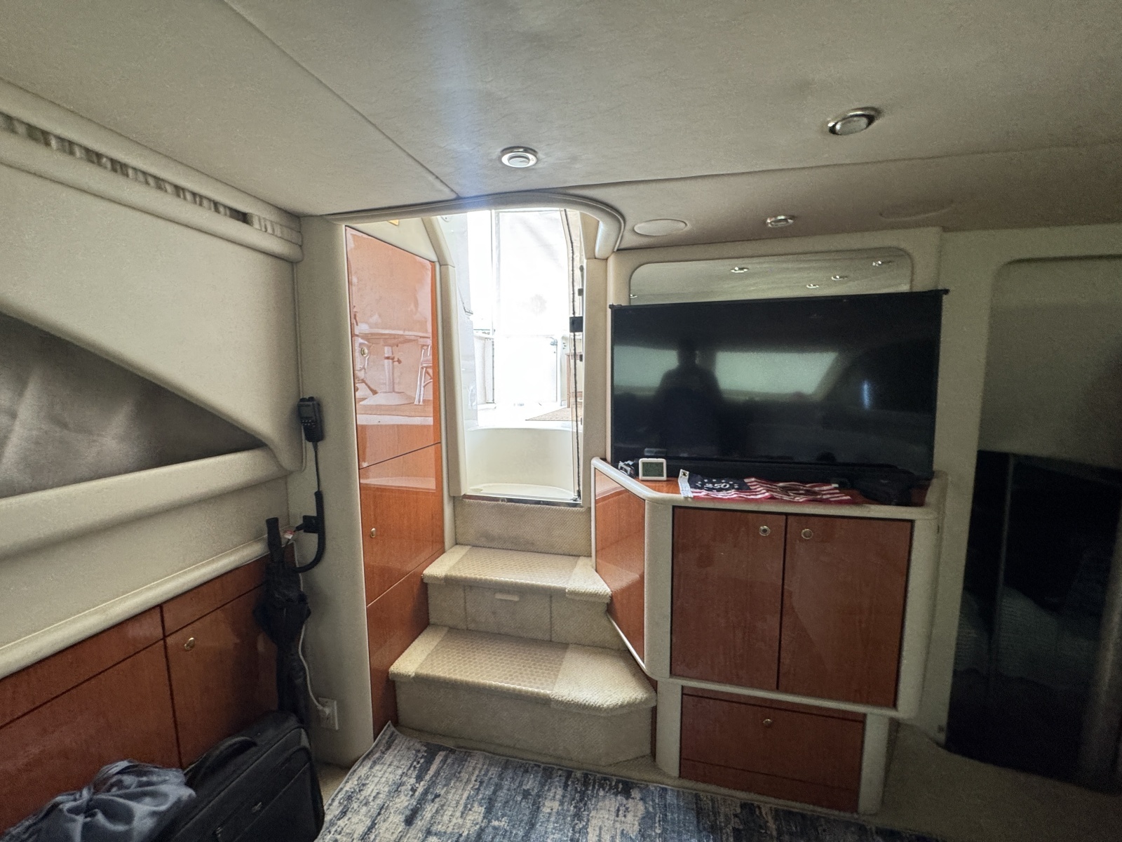 2001 Sea Ray 380 Aft Cabin