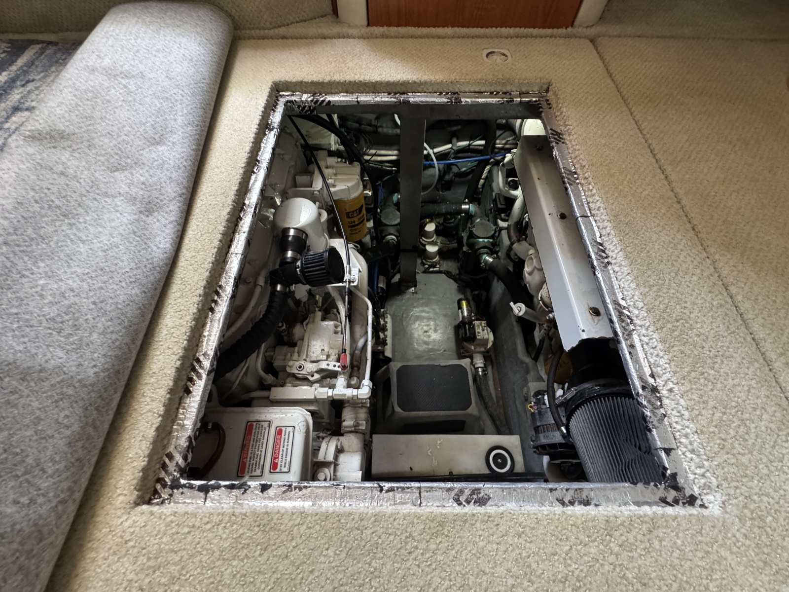 2001 Sea Ray 380 Aft Cabin