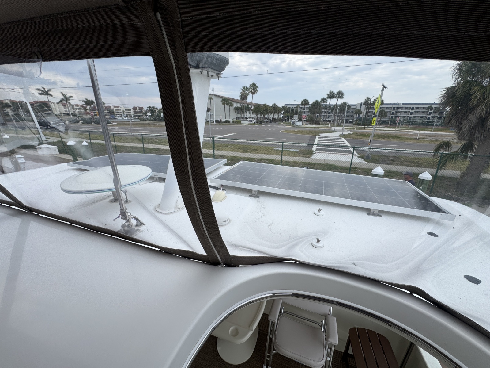 2001 Sea Ray 380 Aft Cabin