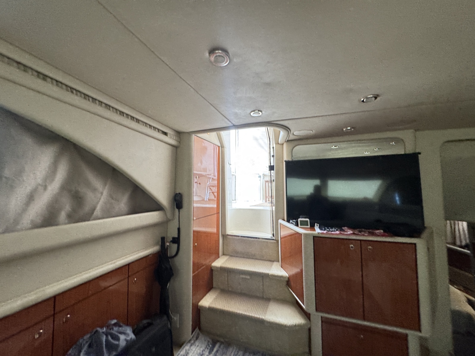 2001 Sea Ray 380 Aft Cabin