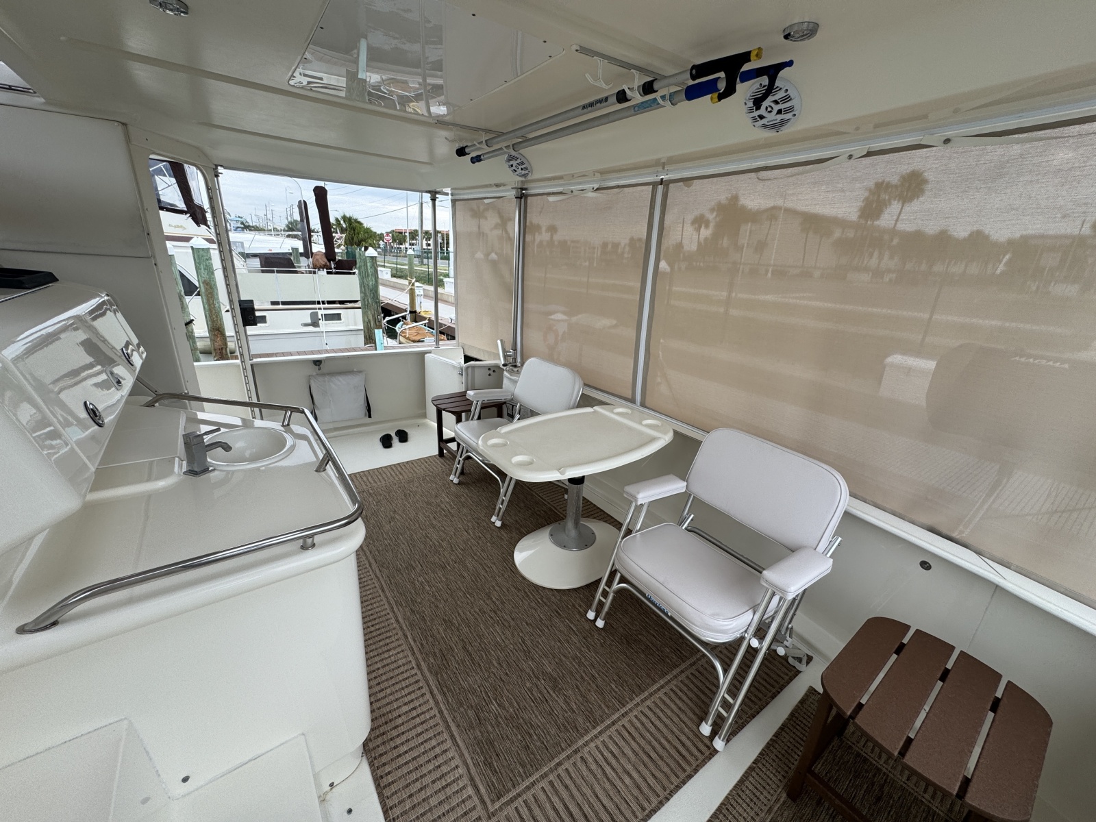 2001 Sea Ray 380 Aft Cabin