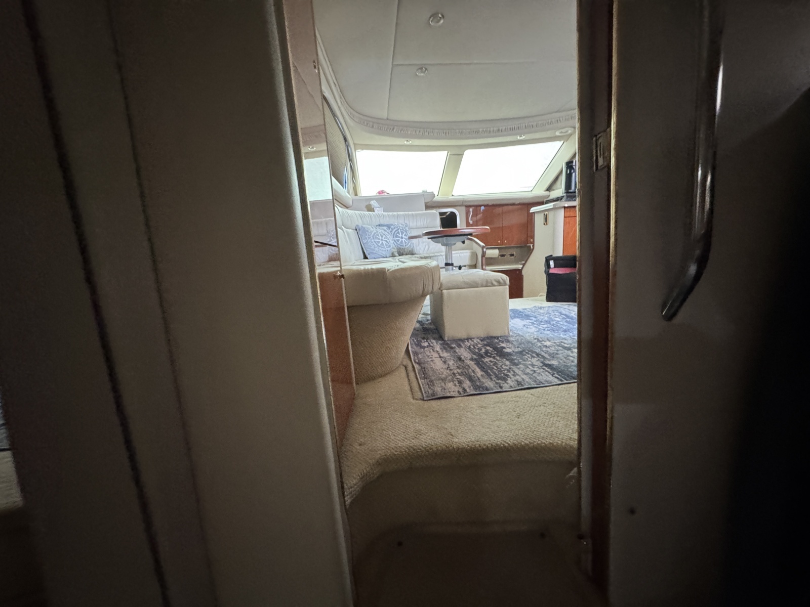 2001 Sea Ray 380 Aft Cabin