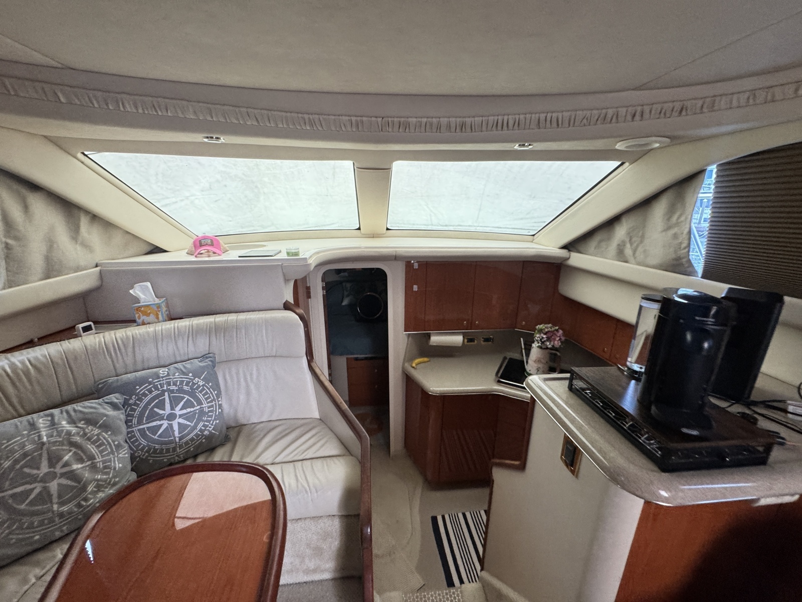 2001 Sea Ray 380 Aft Cabin