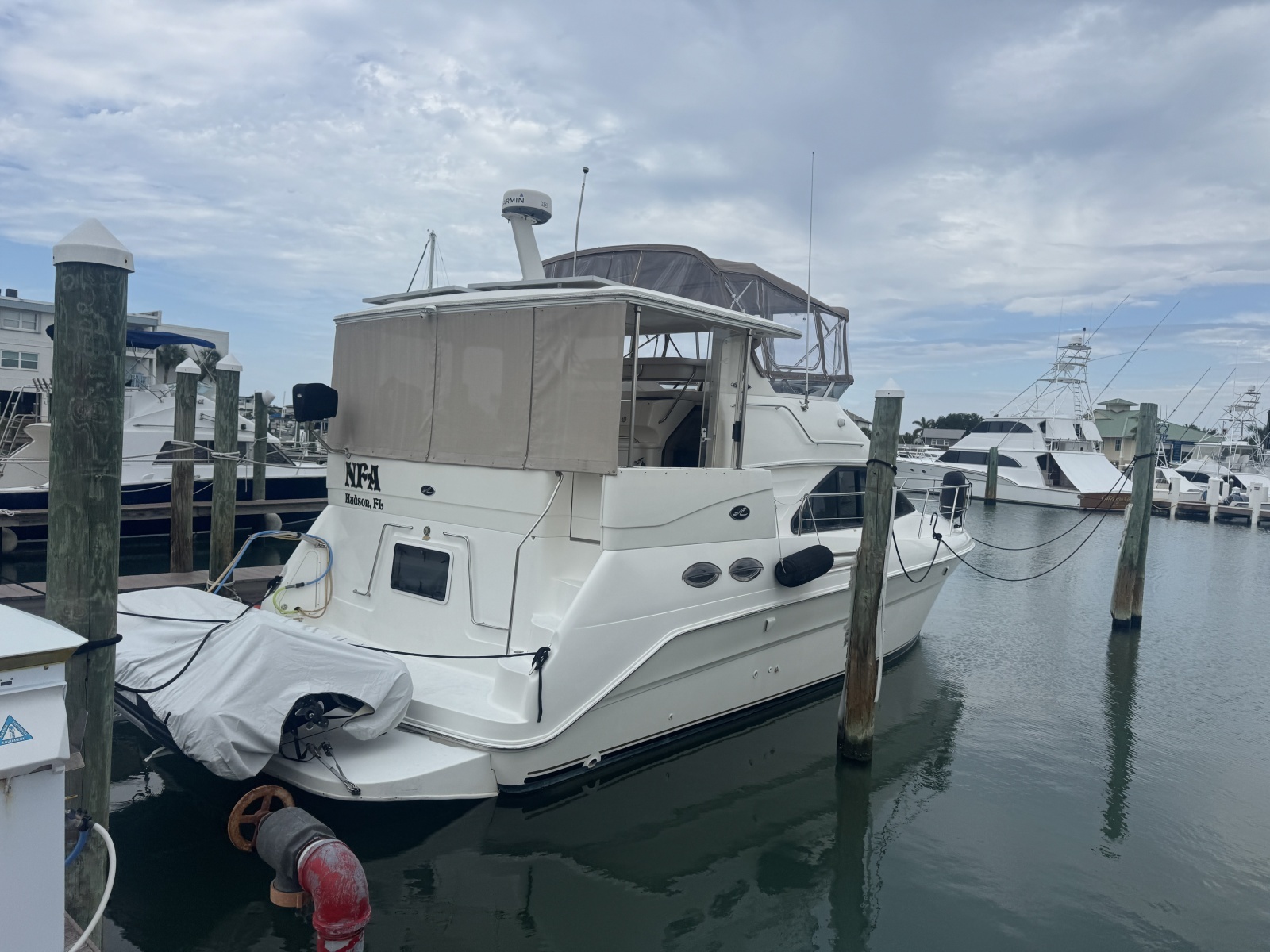 2001 Sea Ray 380 Aft Cabin