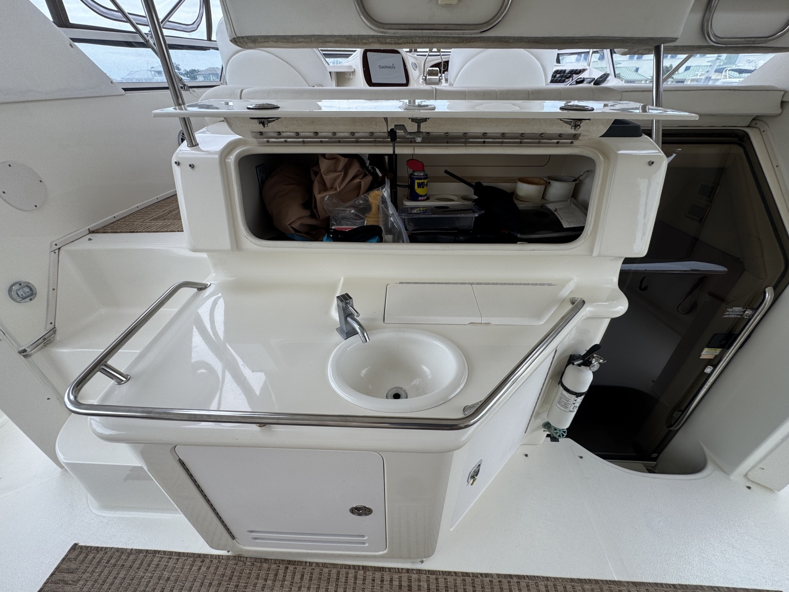 2001 Sea Ray 380 Aft Cabin