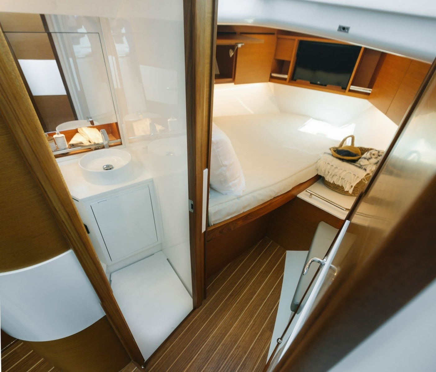 35ft Bertram Yacht For Sale