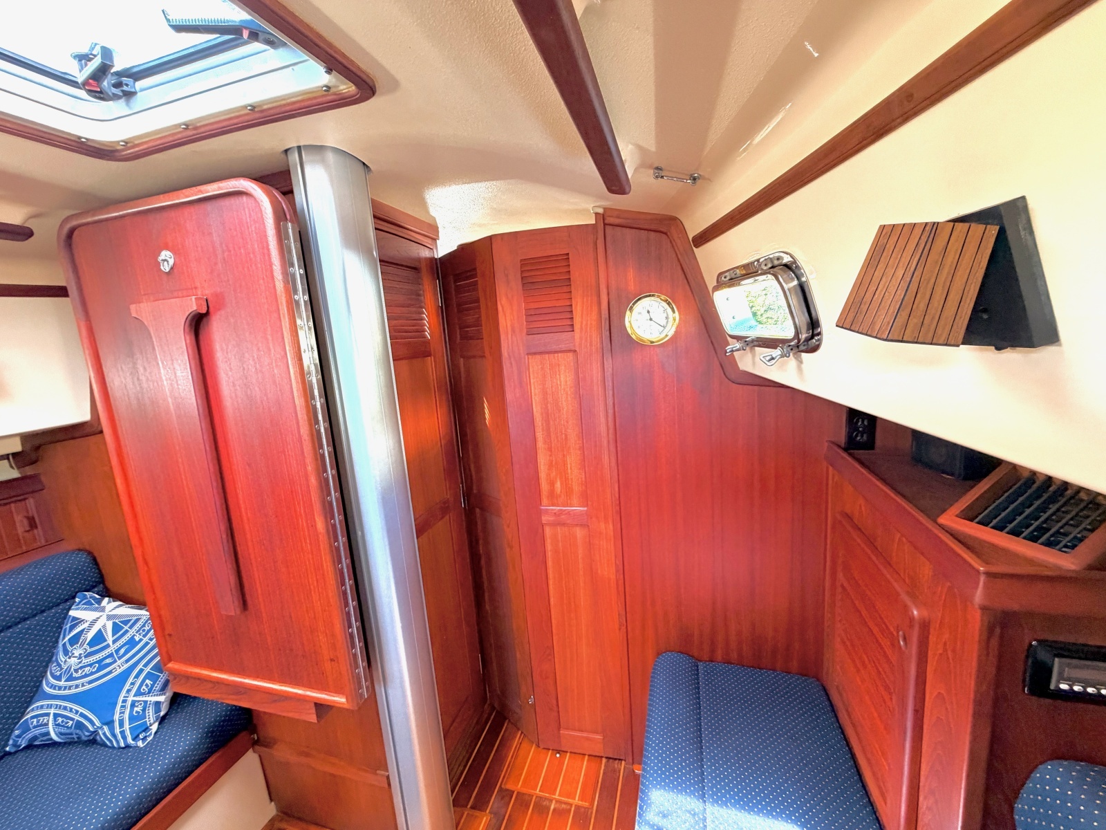 Bright Star 29ft Island Packet Yacht For Sale