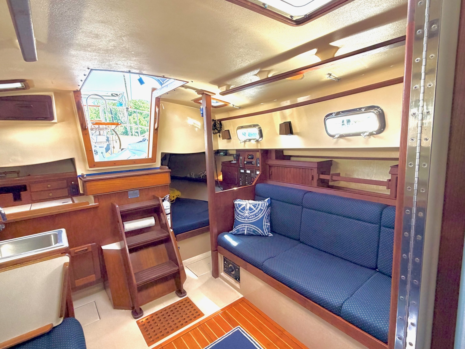 Bright Star 29ft Island Packet Yacht For Sale