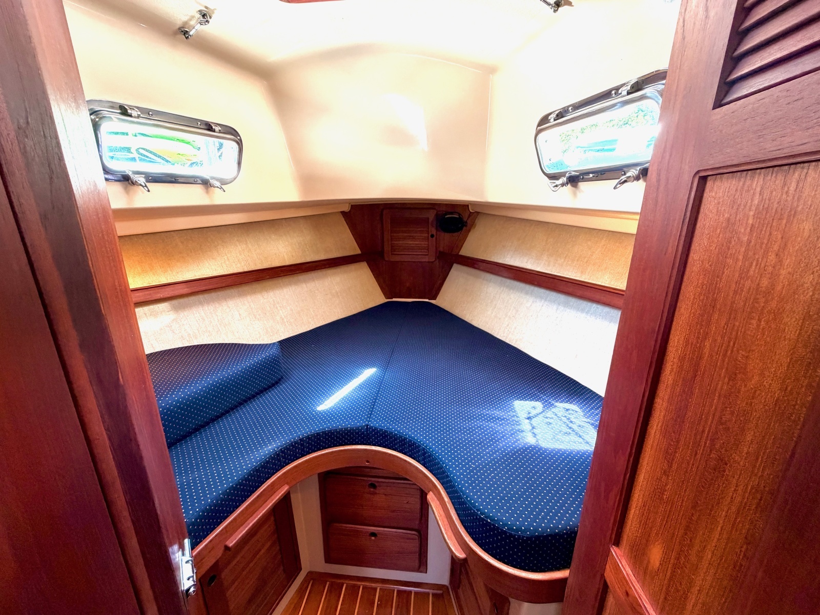 Bright Star 29ft Island Packet Yacht For Sale