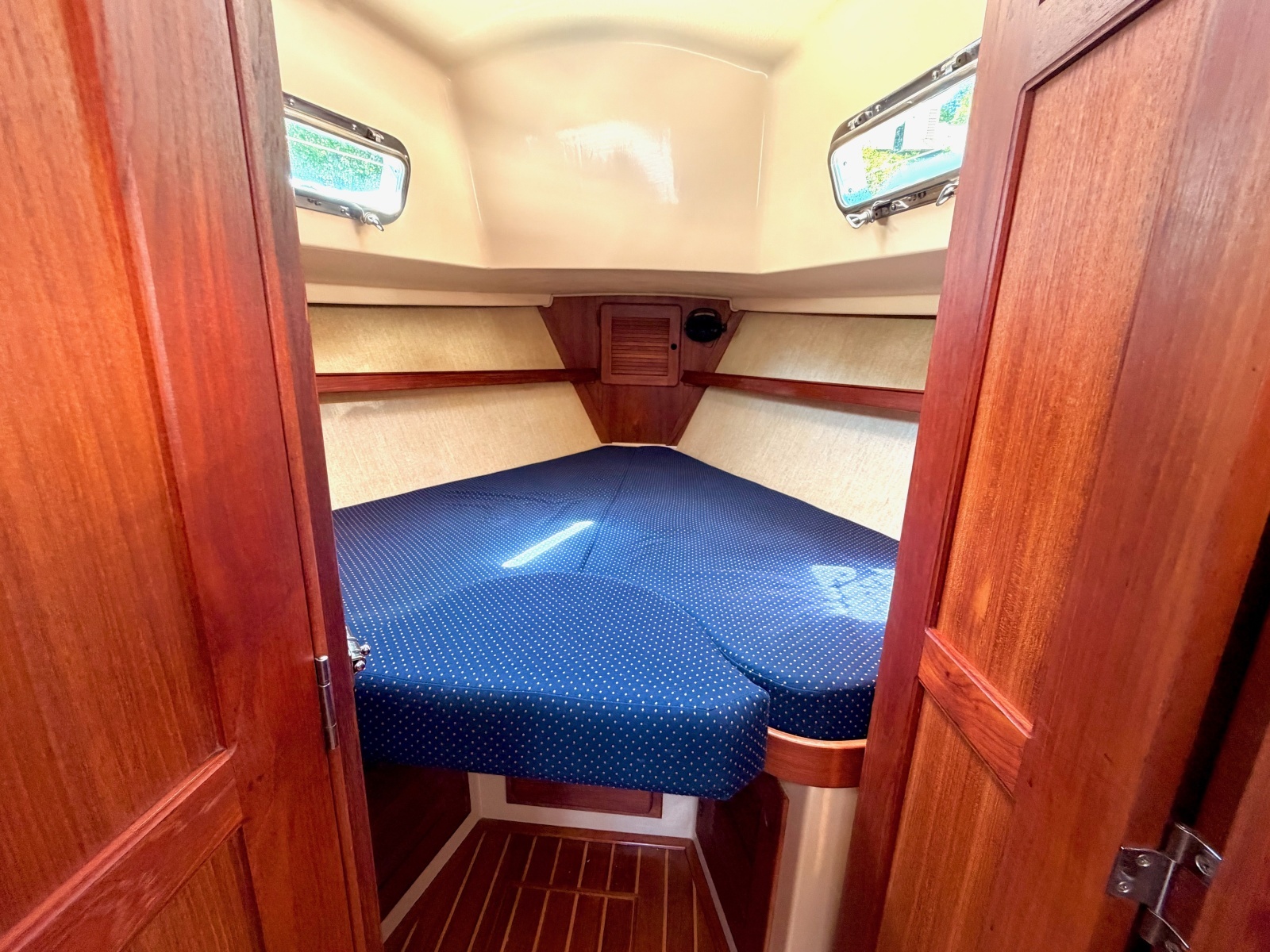 Bright Star 29ft Island Packet Yacht For Sale