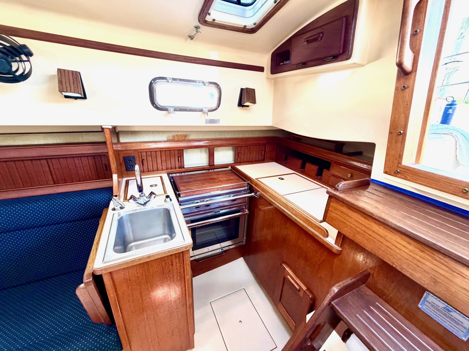 Bright Star 29ft Island Packet Yacht For Sale