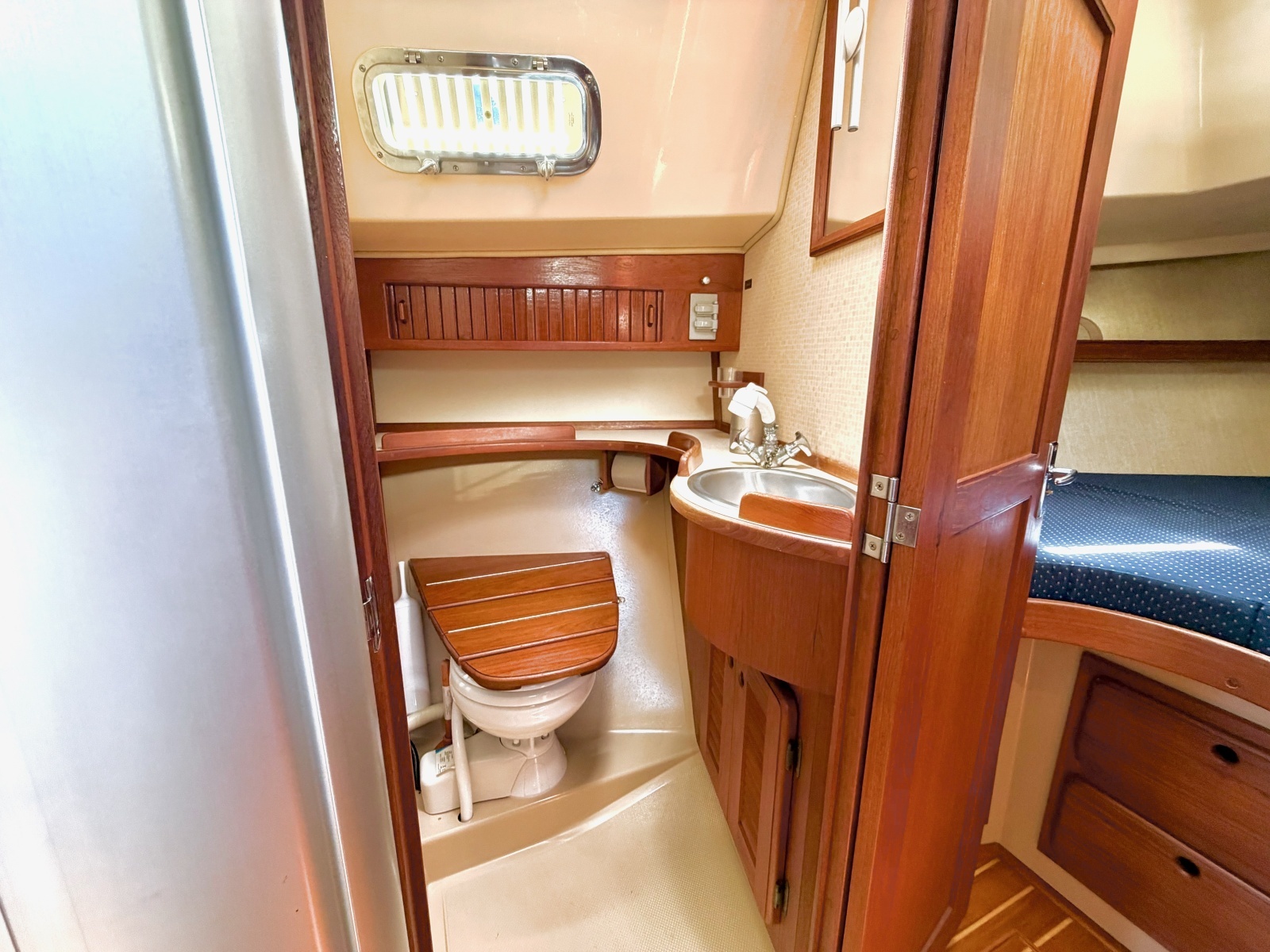 Bright Star 29ft Island Packet Yacht For Sale