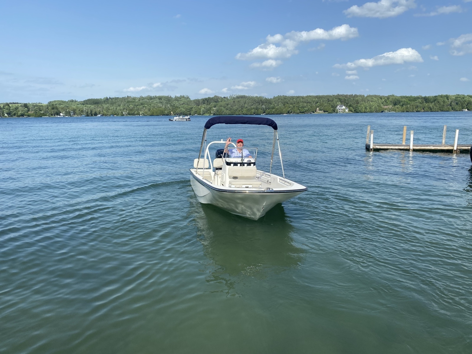 17ft Boston Whaler Yacht For Sale