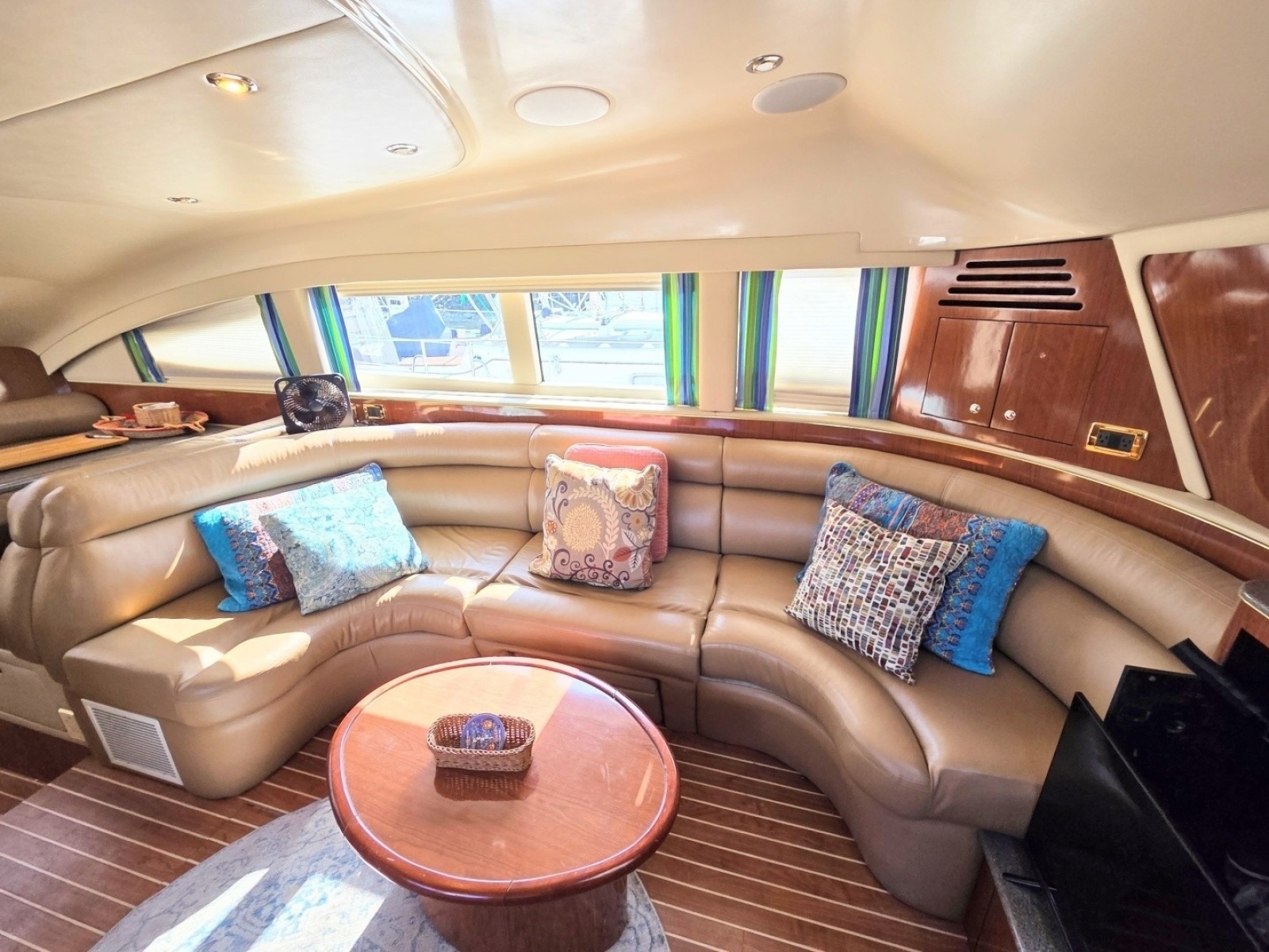 2002 Sea Ray 480 Motor Yacht