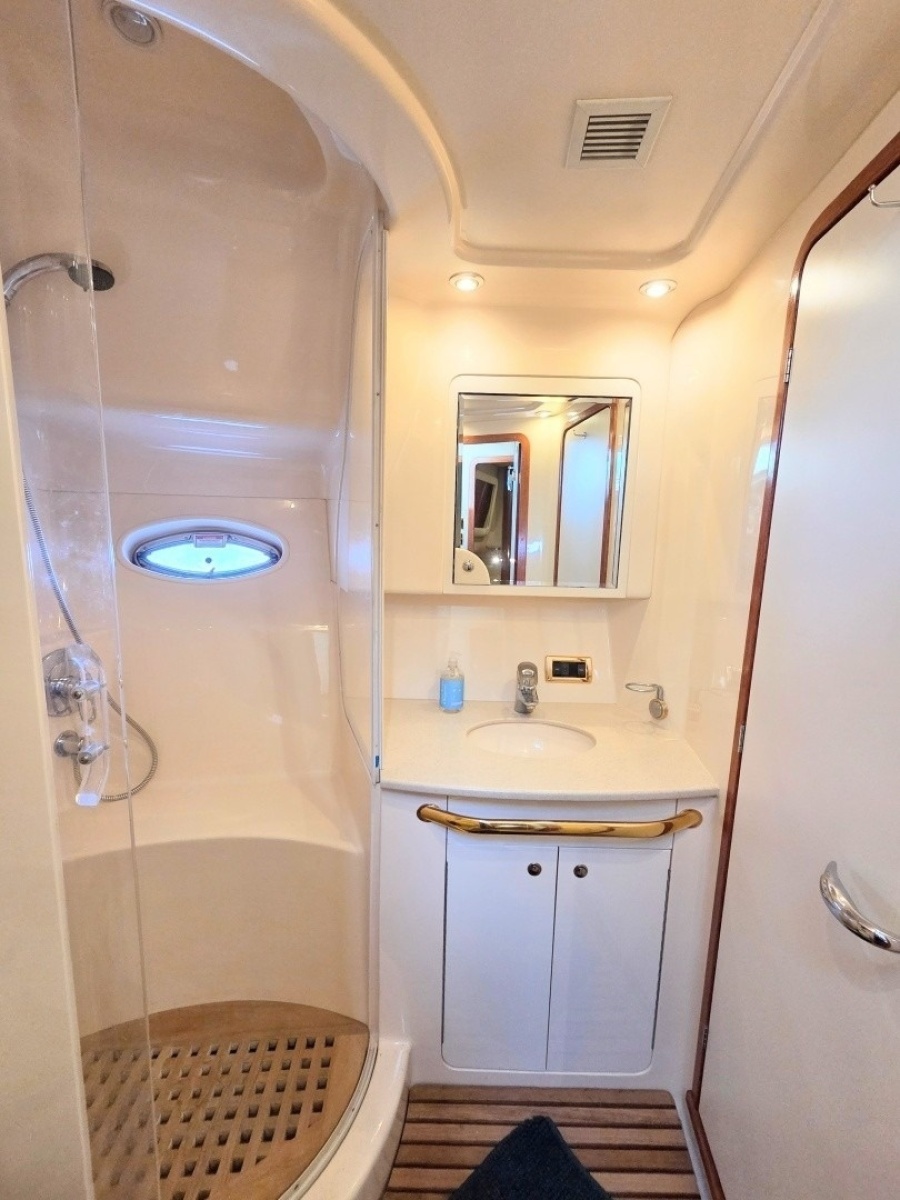 2002 Sea Ray 480 Motor Yacht