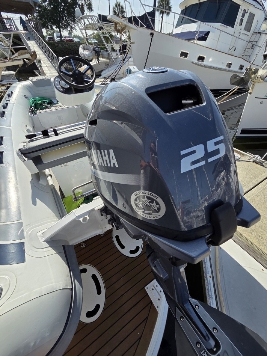 2002 Sea Ray 480 Motor Yacht