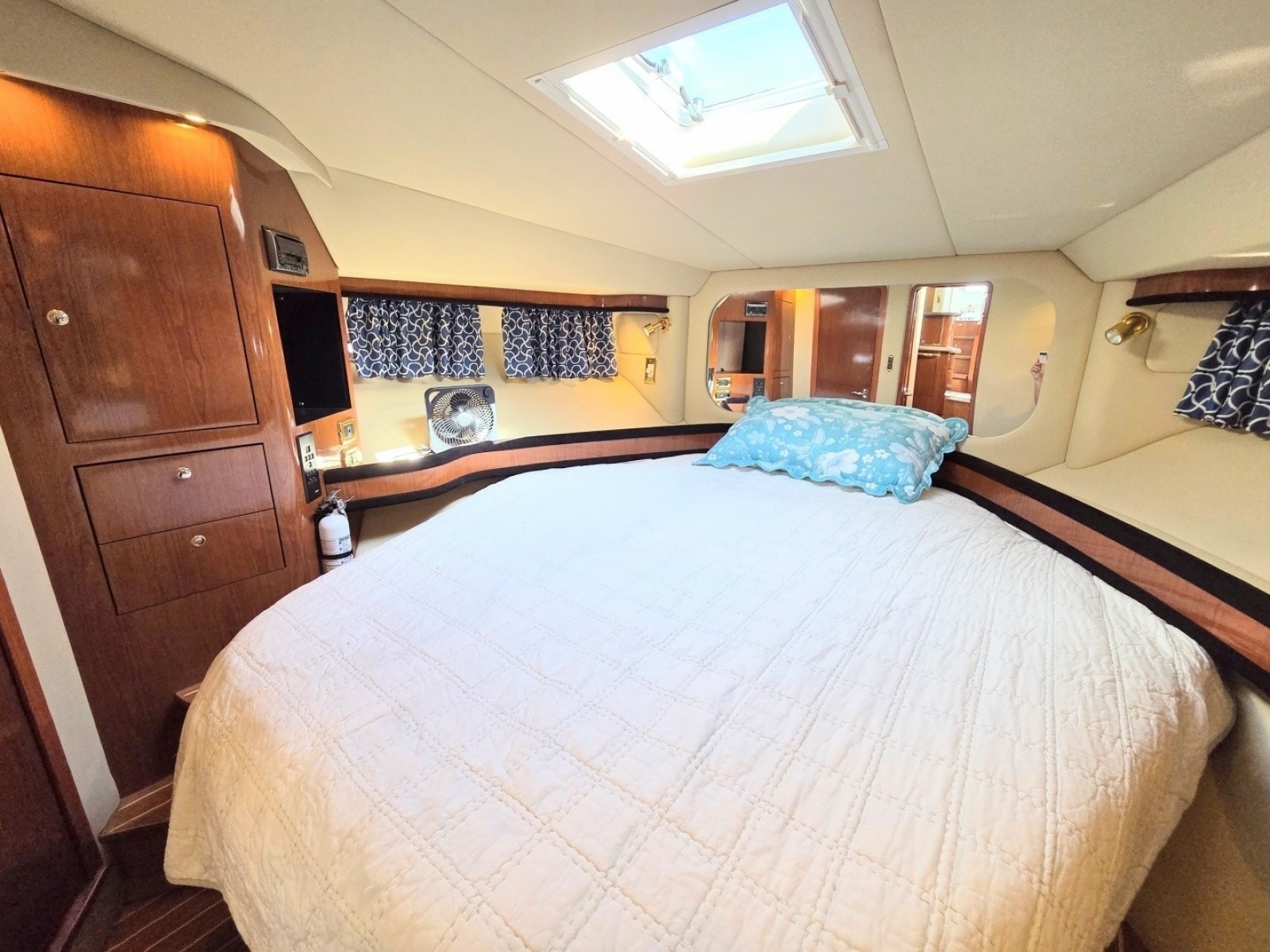 2002 Sea Ray 480 Motor Yacht
