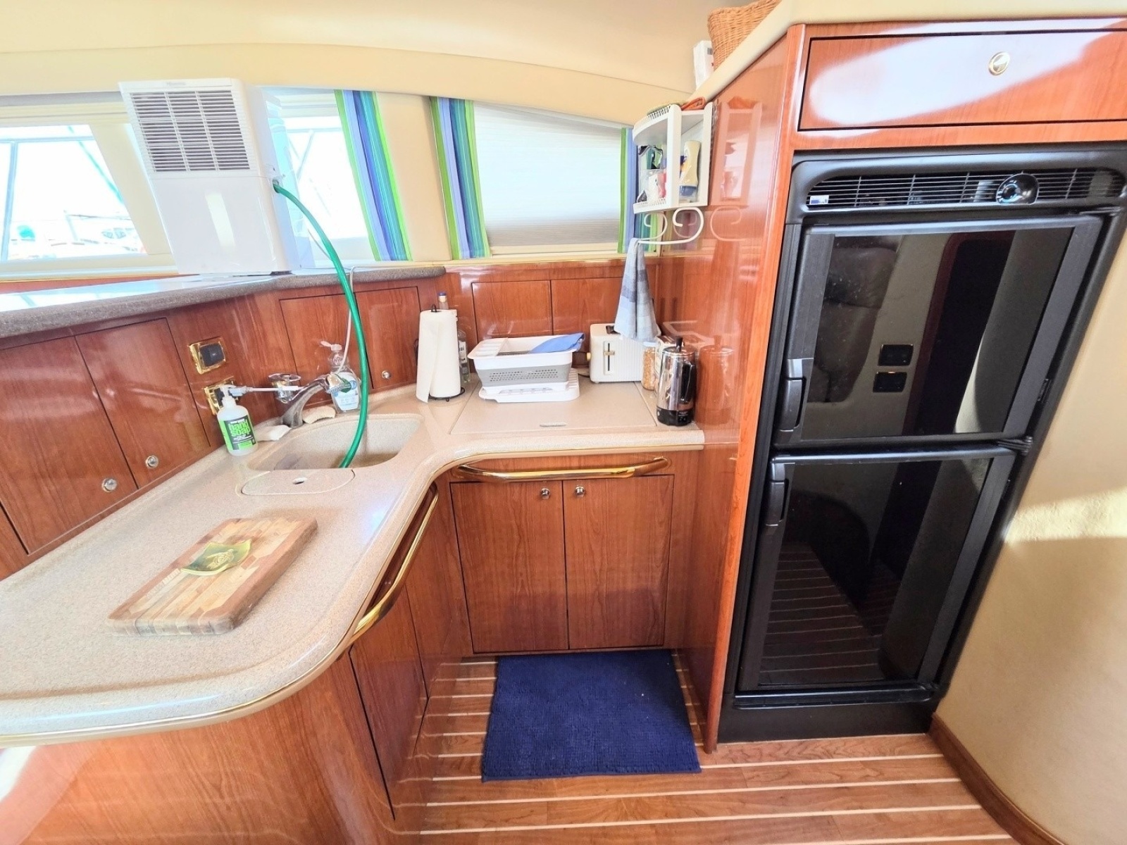 2002 Sea Ray 480 Motor Yacht