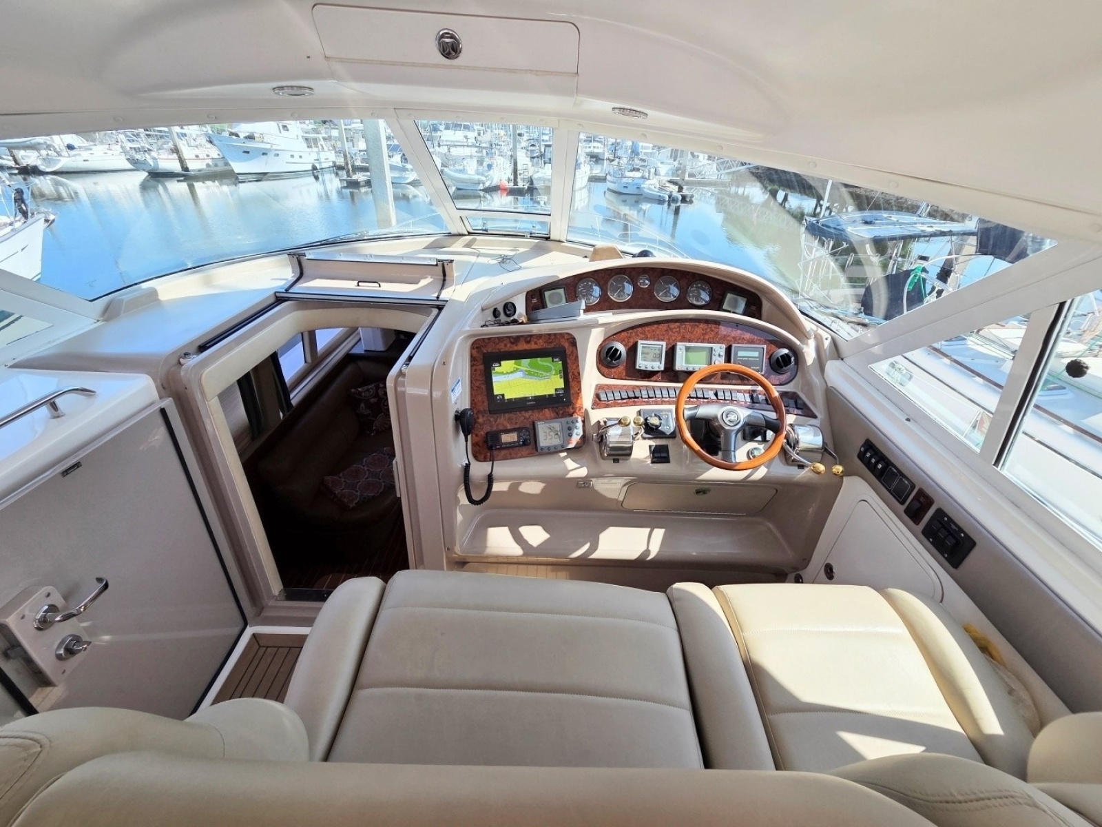 2002 Sea Ray 480 Motor Yacht