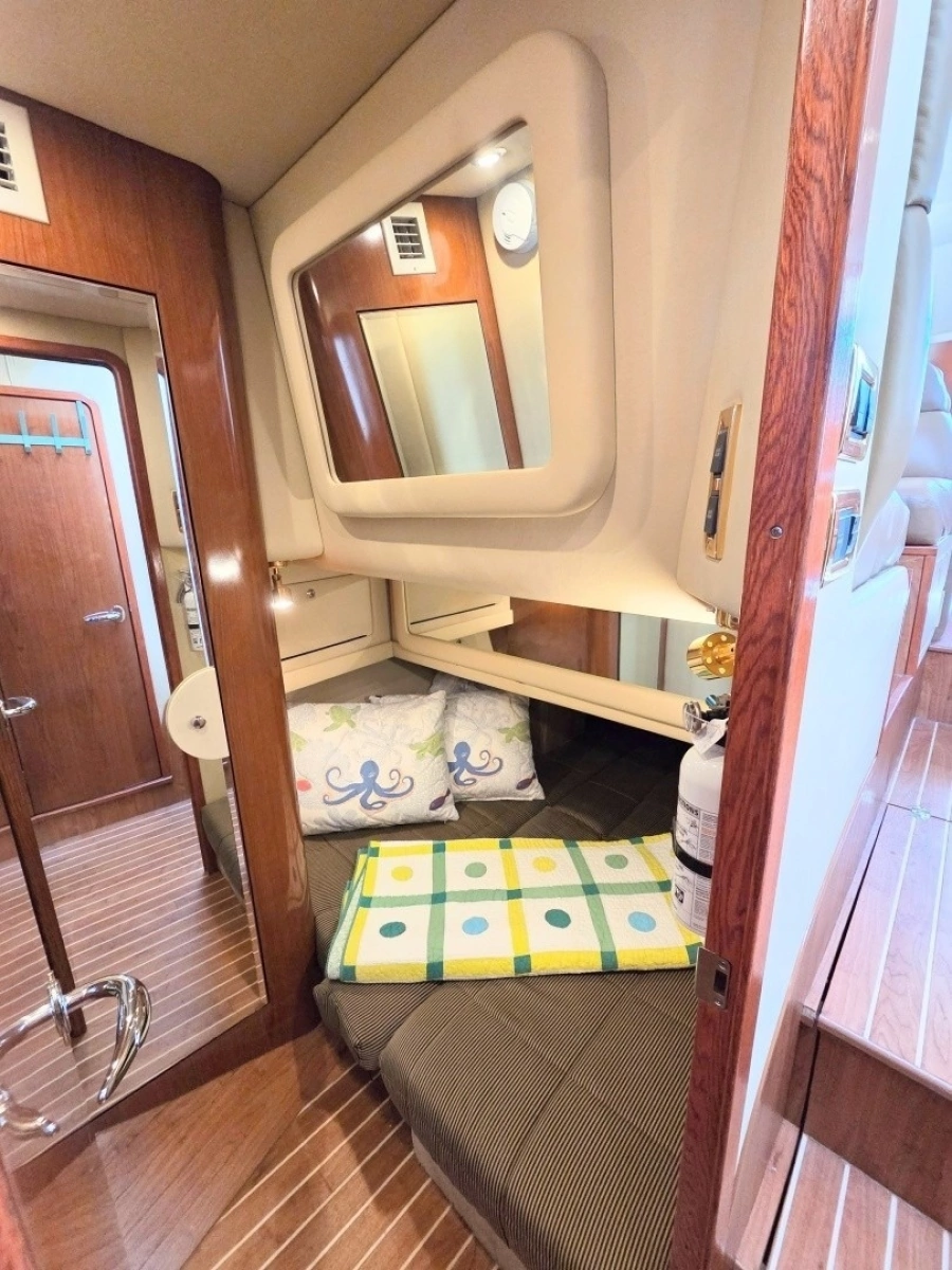 2002 Sea Ray 480 Motor Yacht