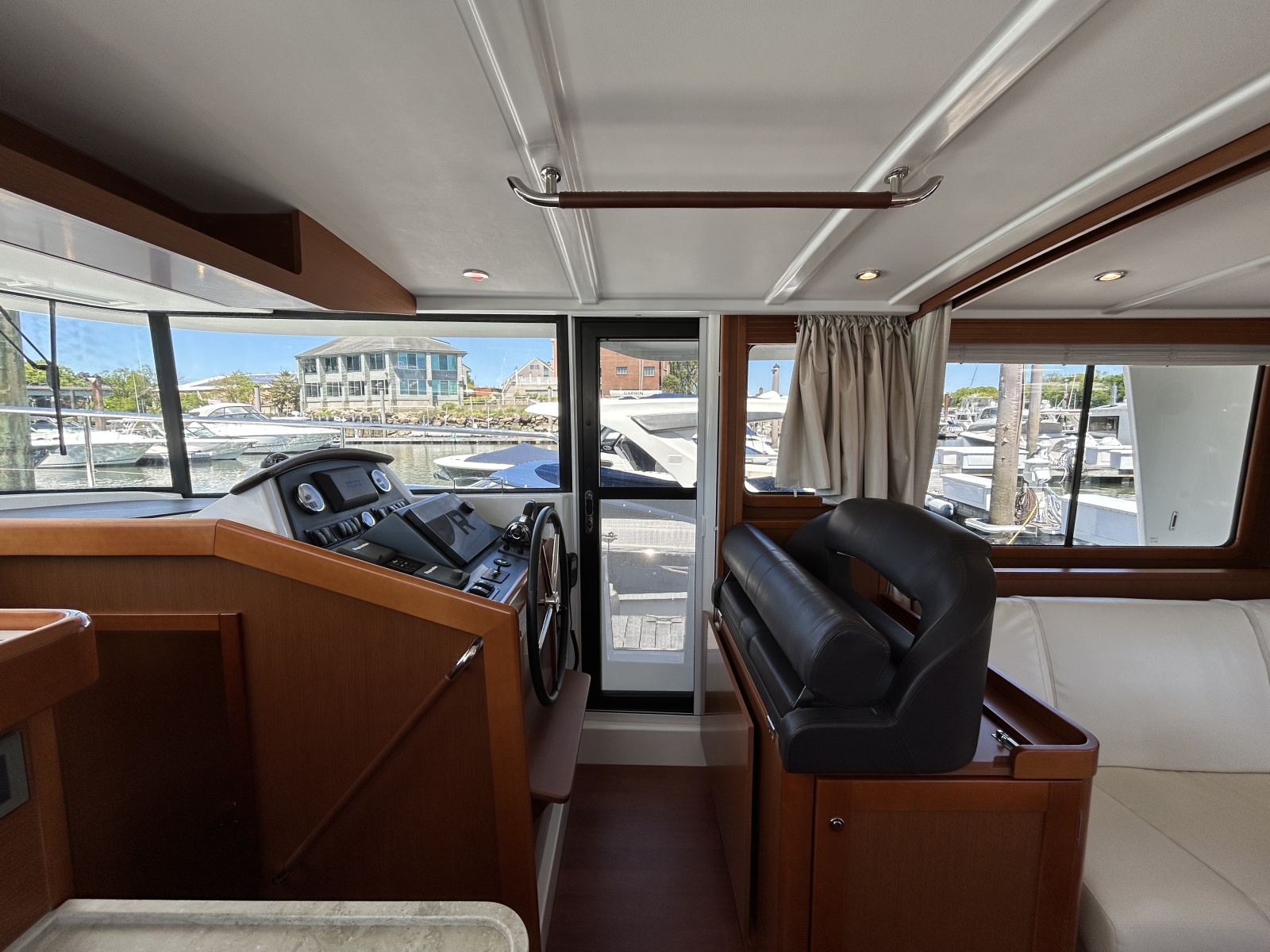 2018 Beneteau 44 Swift Trawler