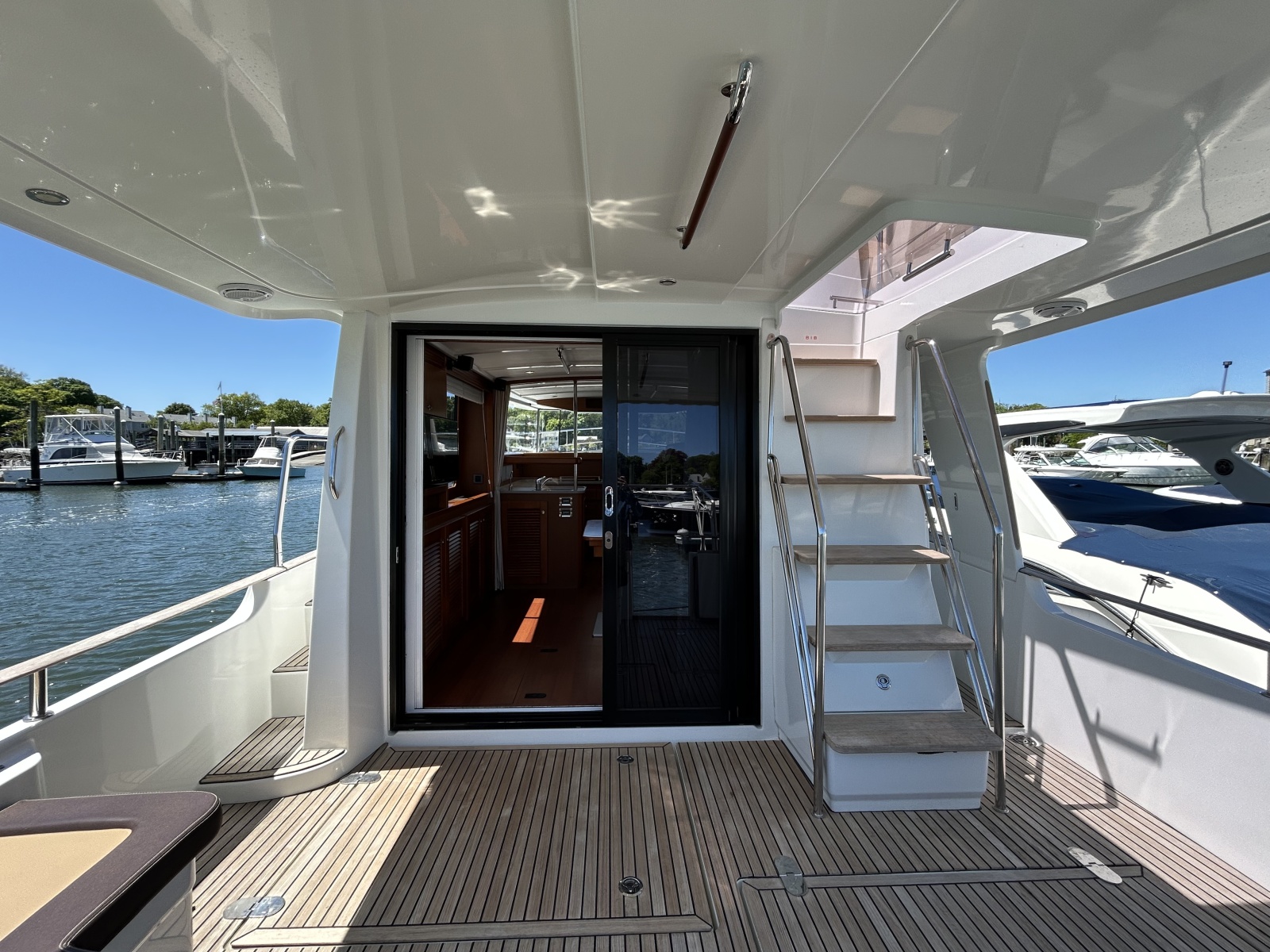 2018 Beneteau 44 Swift Trawler