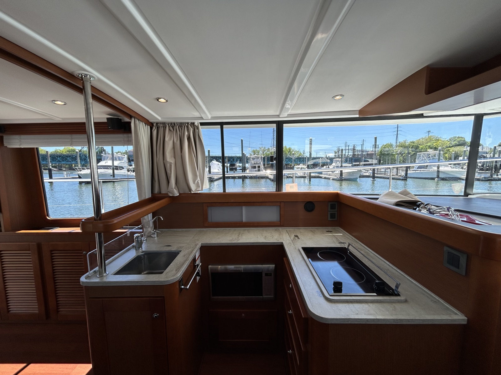 2018 Beneteau 44 Swift Trawler