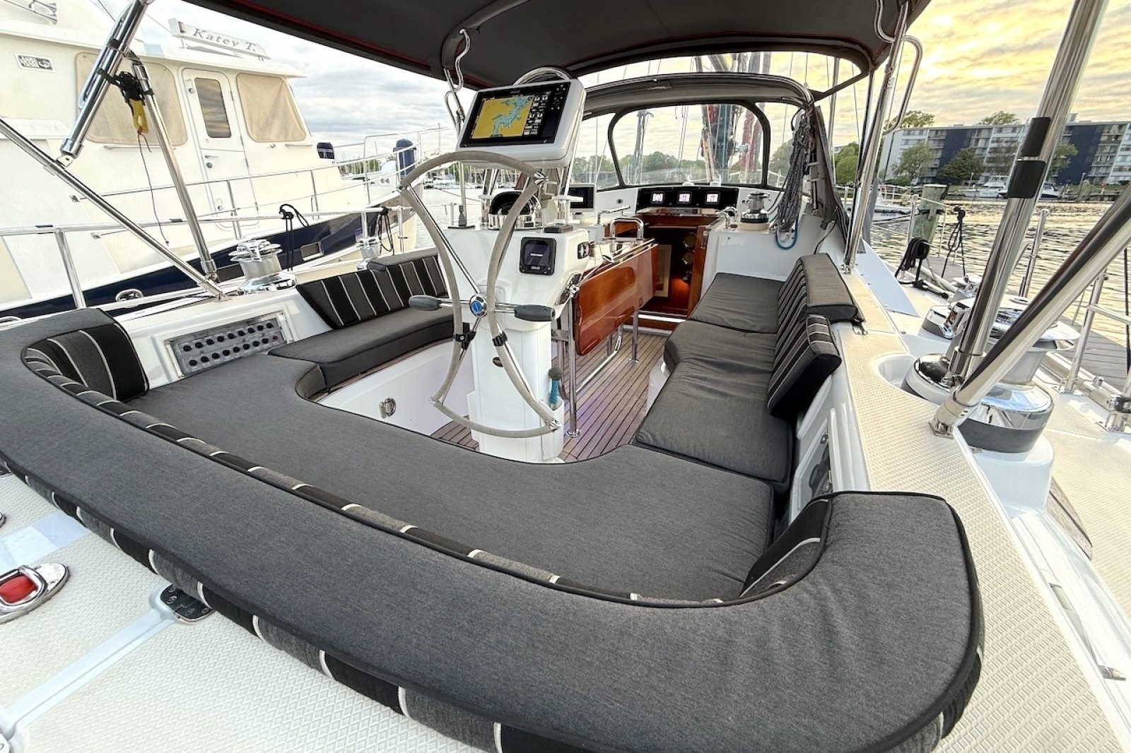 Che Figata 56ft Hylas Yacht For Sale