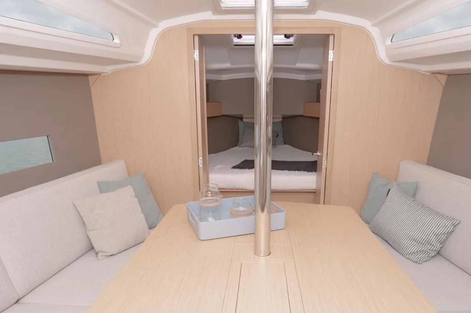 2023 Beneteau Oceanis 30.1
