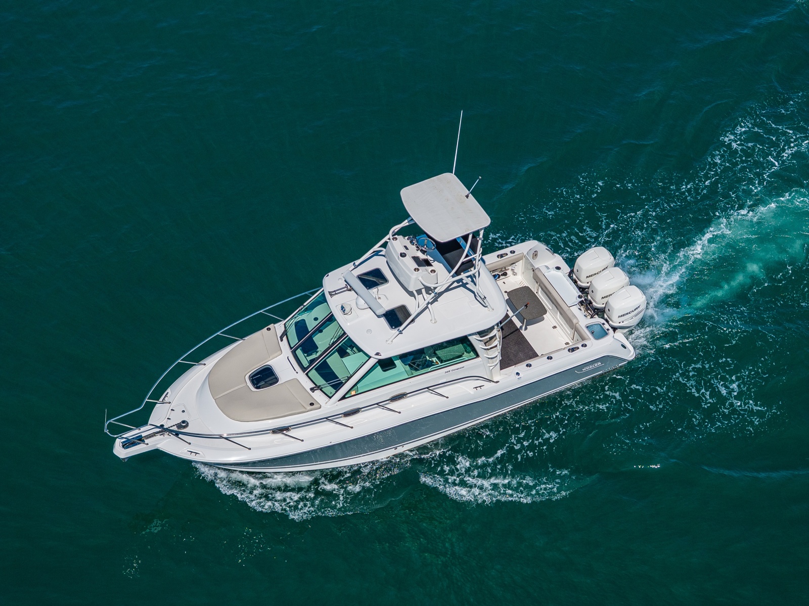 35' 2019 Boston Whaler 345 Conquest