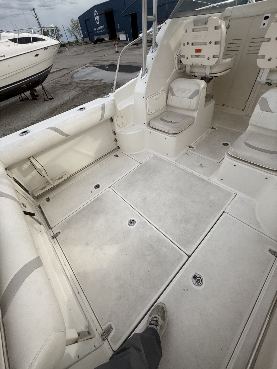 26ft Boston Whaler Yacht For Sale
