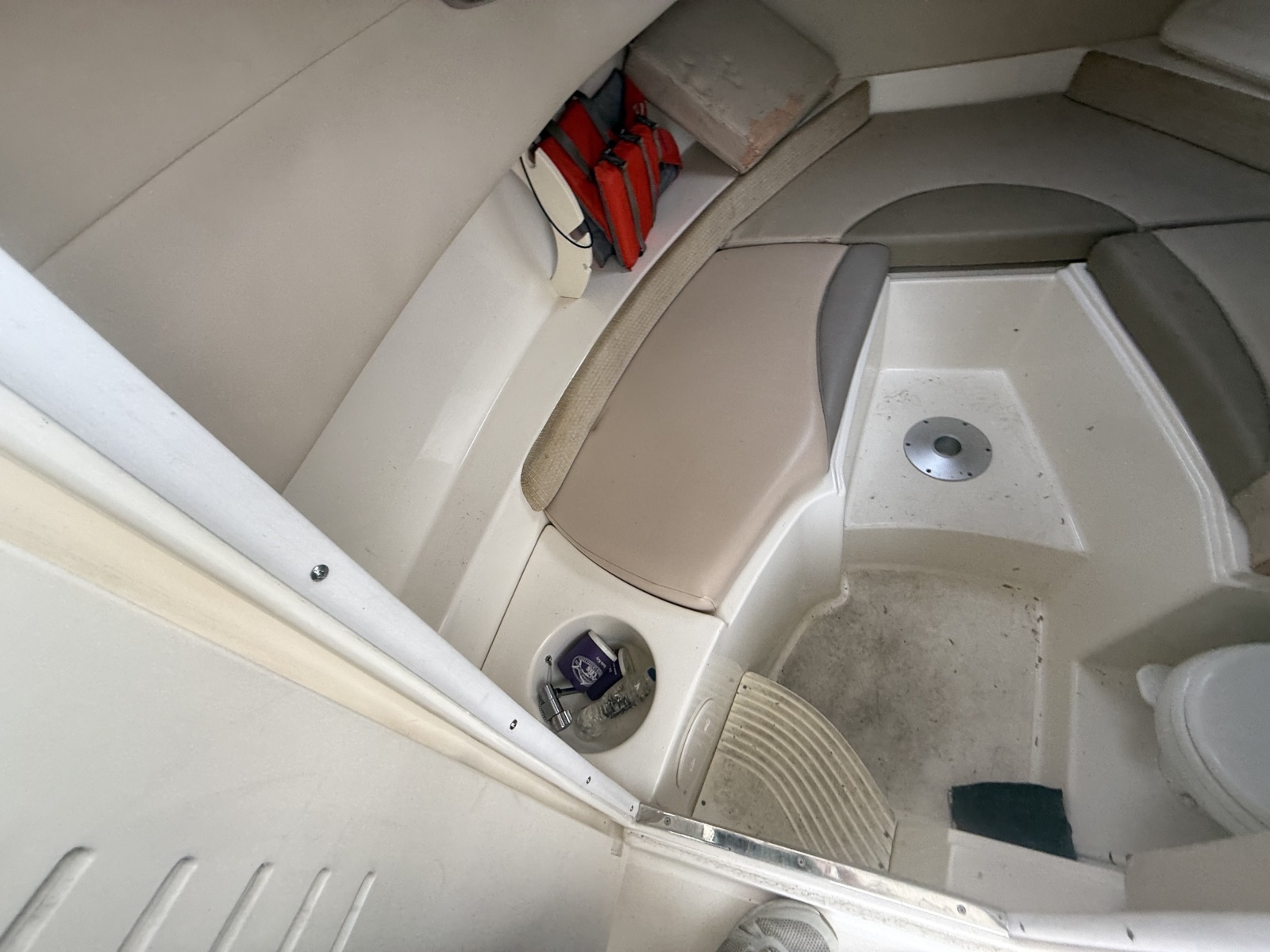 26ft Boston Whaler Yacht For Sale