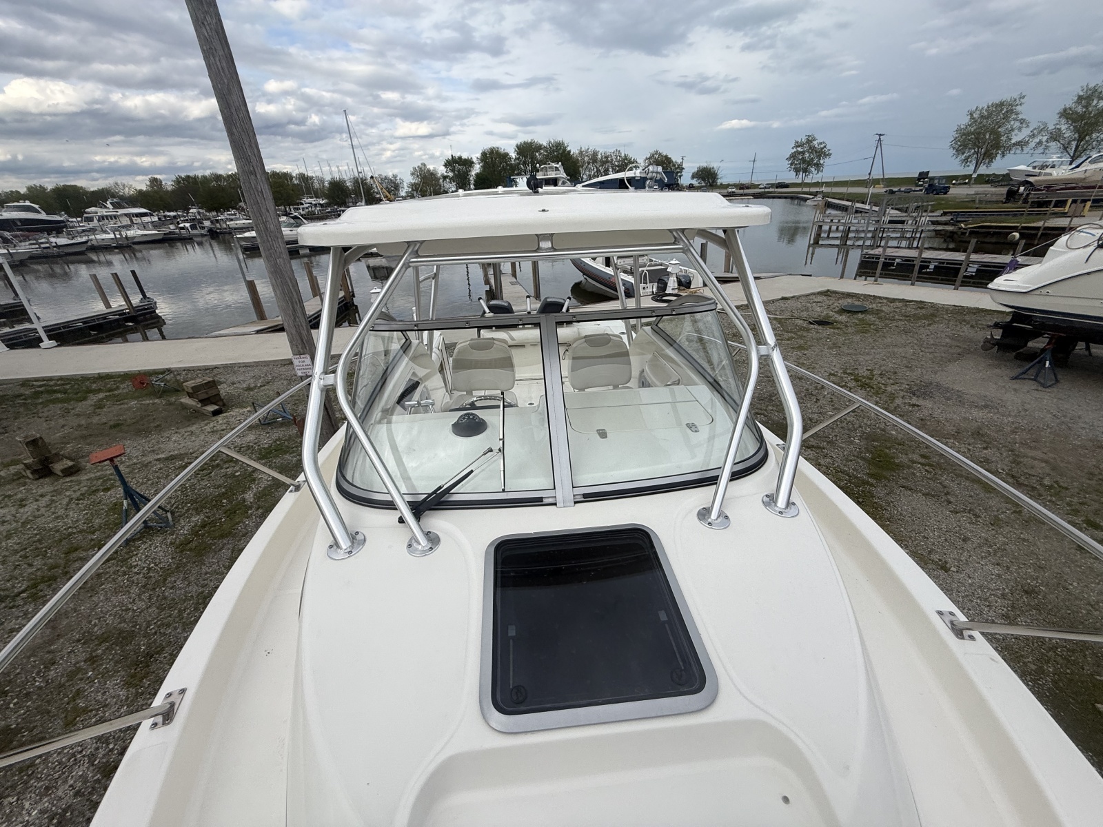 26ft Boston Whaler Yacht For Sale