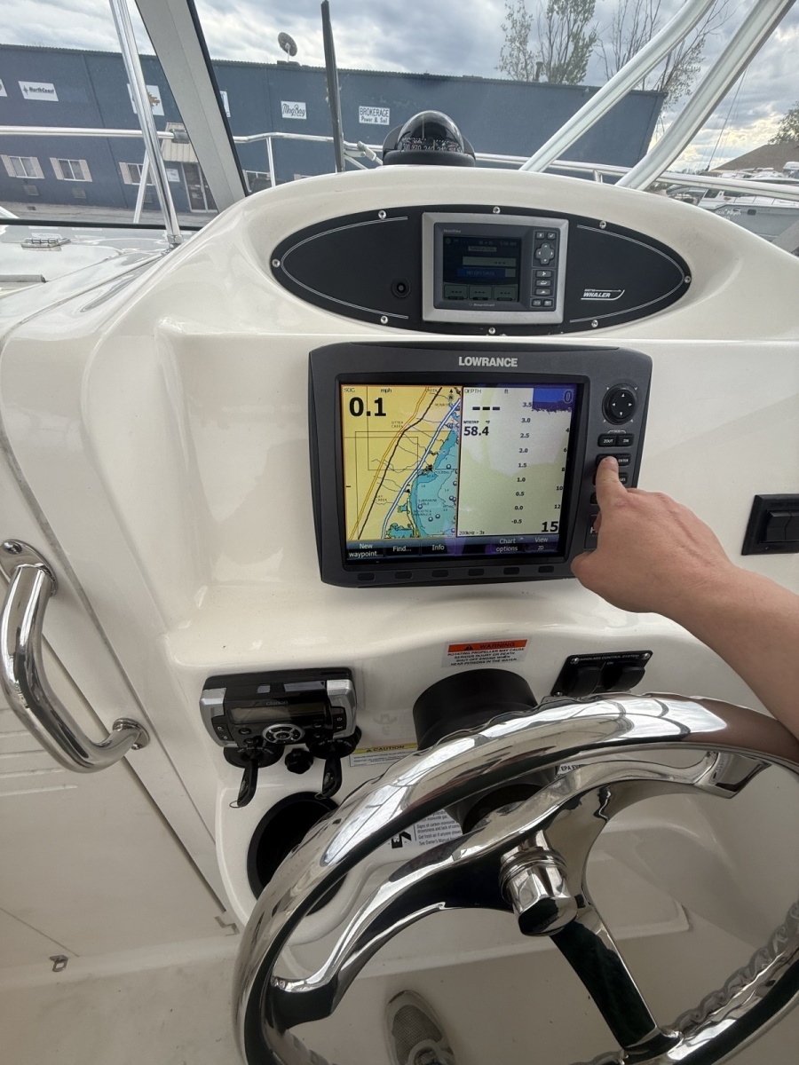 26ft Boston Whaler Yacht For Sale