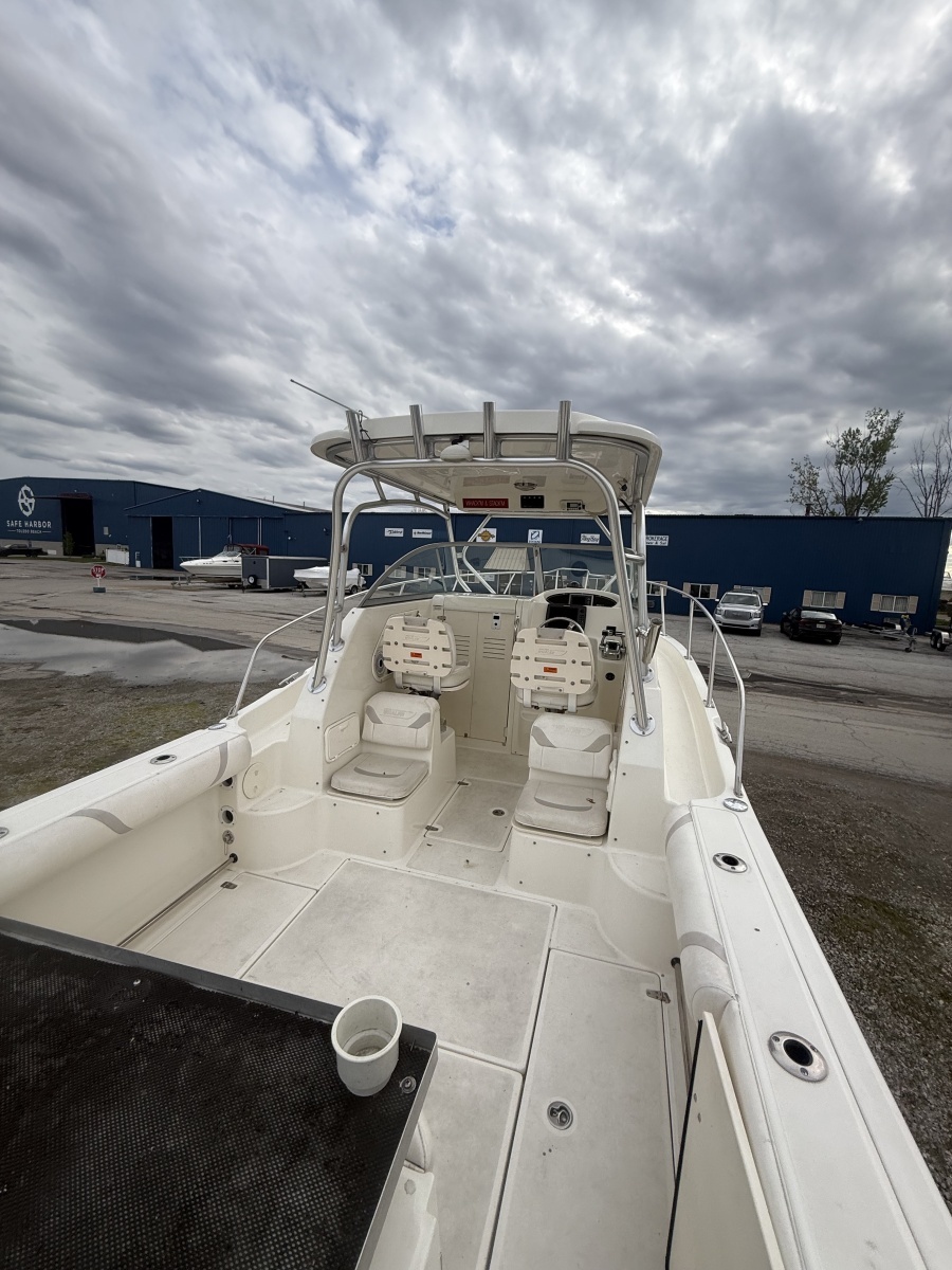 26ft Boston Whaler Yacht For Sale
