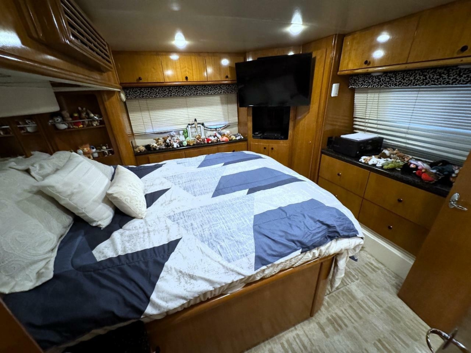 Second Time Around 46ft Carver Yacht For Sale