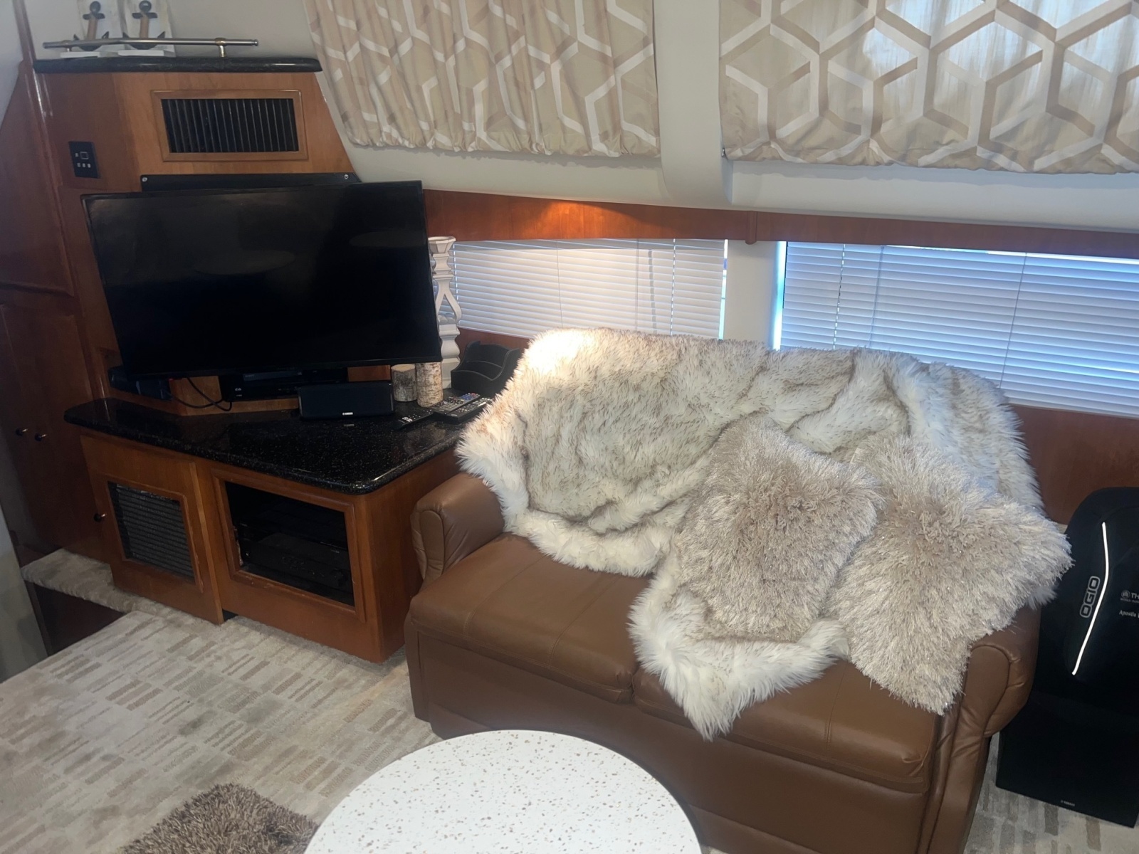 Second Time Around 46ft Carver Yacht For Sale